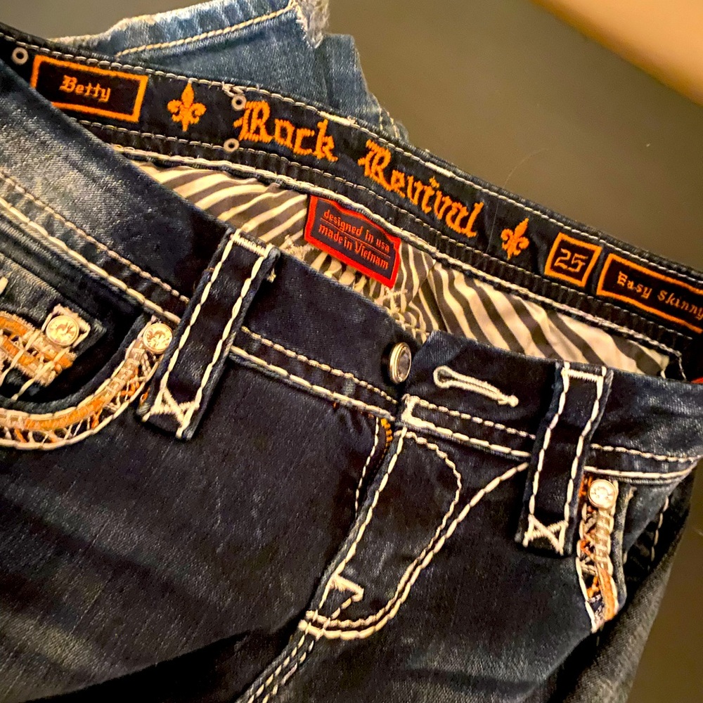 Rock revival size 25 skinny jeans